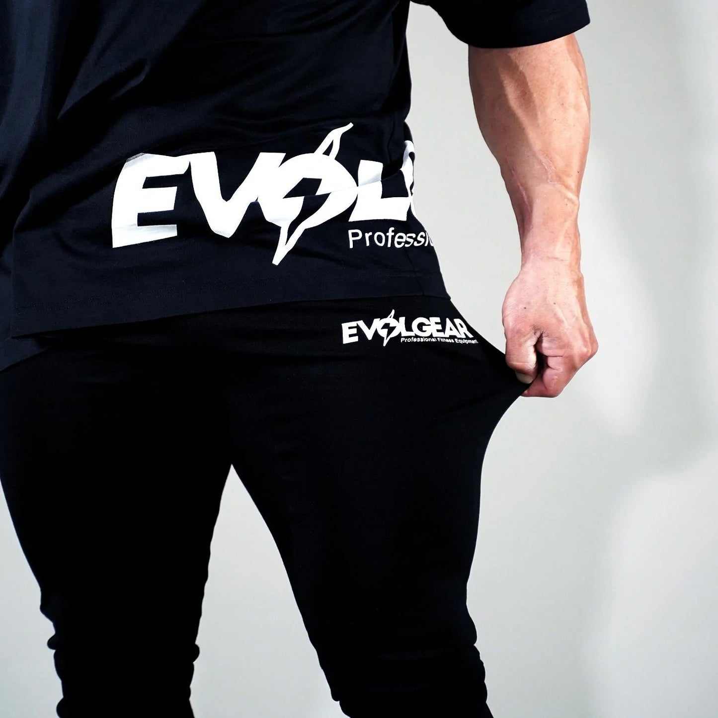 EVOLGEAR ESSENTIAL JOGGER PANTS【BLACK】