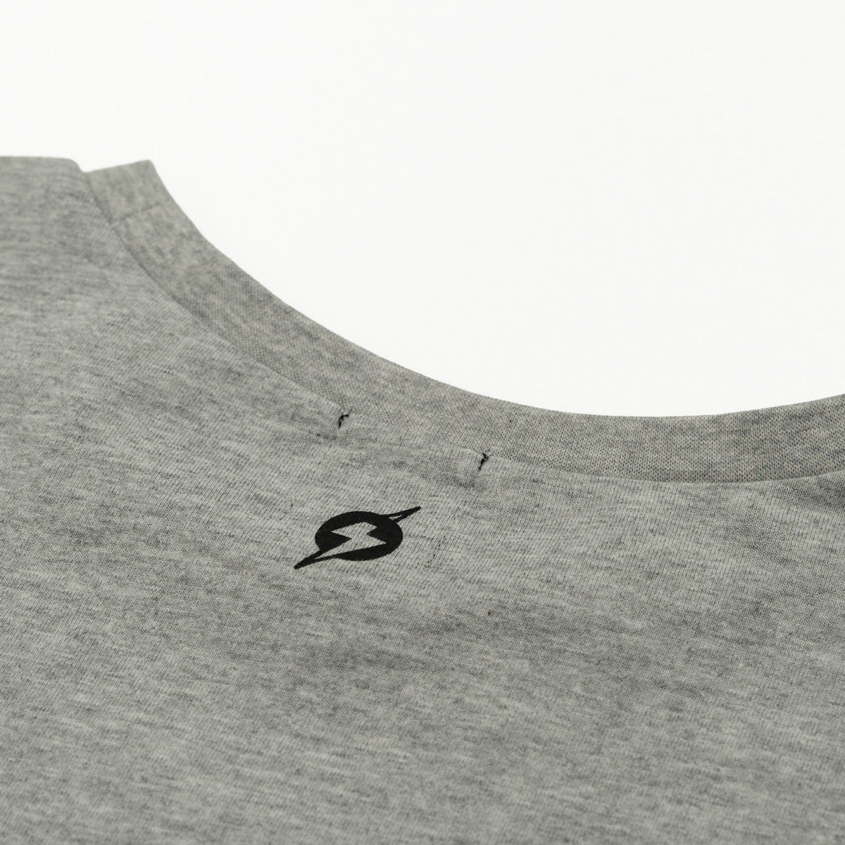 EVOLGEAR SLASH CROPPED TEE【GRAY】